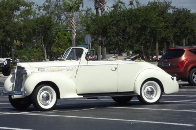1939 Packard 200 Convertible