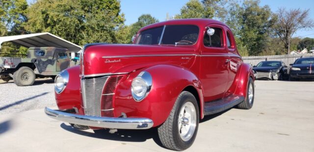 1940 Ford Deluxe coupe Deluxe