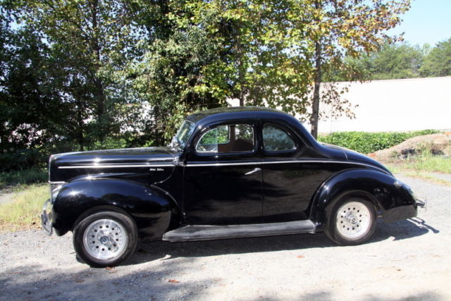 1940 Ford 85 Series 01A De Luxe
