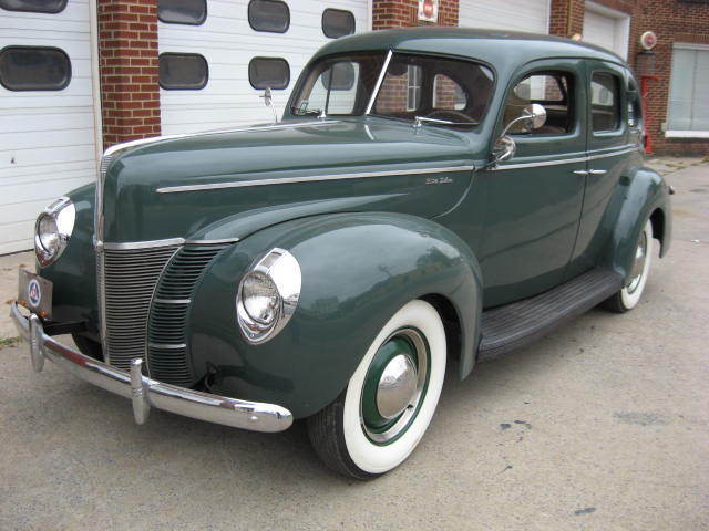 1940 Ford Sedan DeLuxe