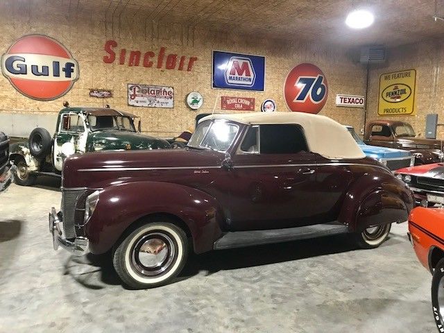 1940 Ford Deluxe Convertible Convertible