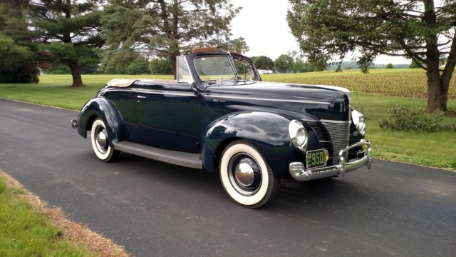 1940 Ford Deluxe Deluxe