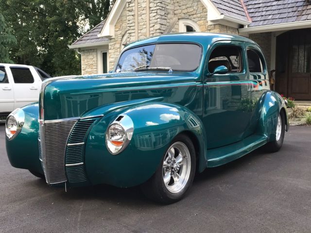 1940 Ford V8 Deluxe Coupe Deluxe Coupe