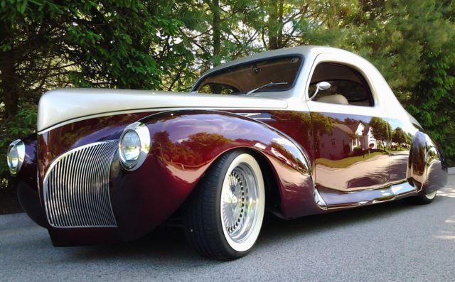 1940 Lincoln Zephyr 3-Window Coupe