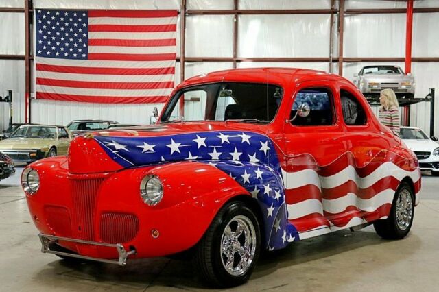 1941 Ford 2-Door Coupe --