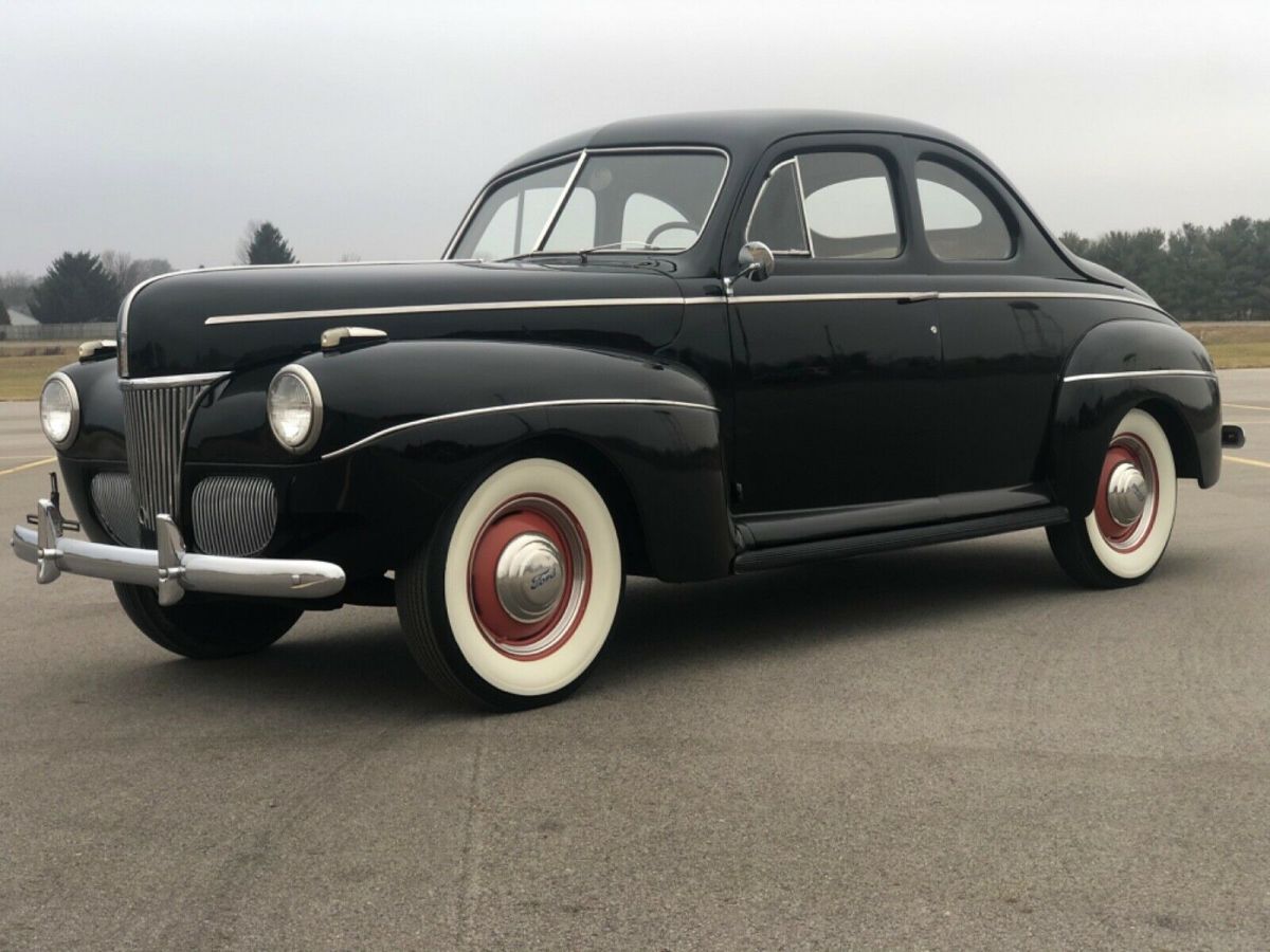 1941 Ford Deluxe Deluxe