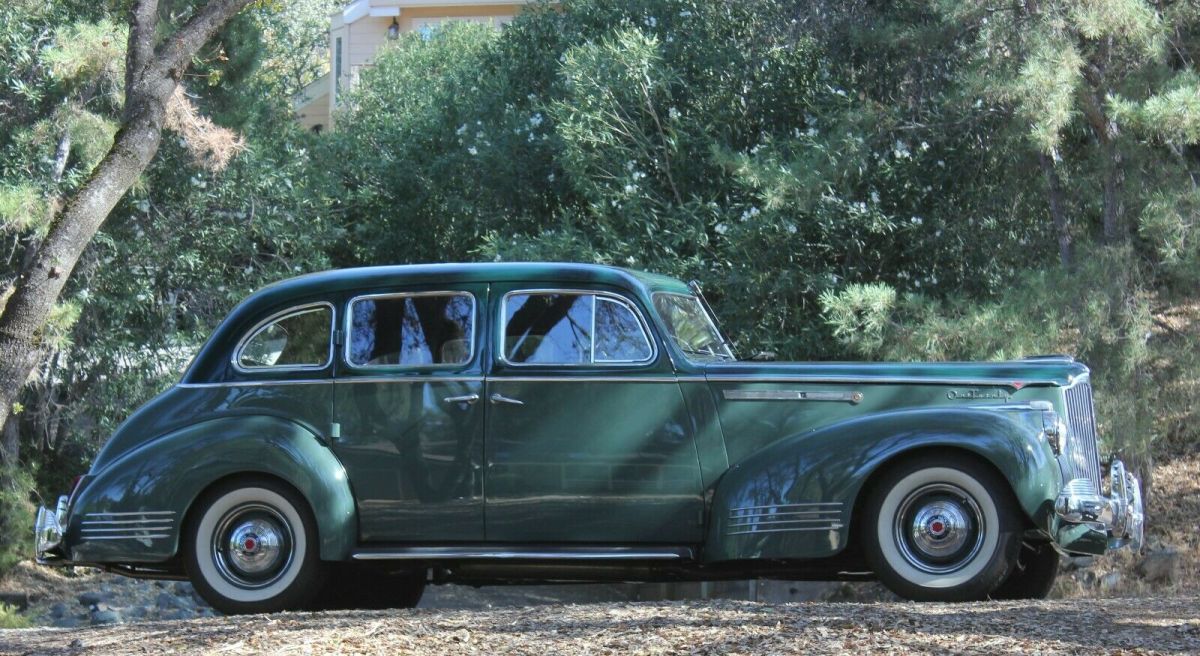 1941 Packard Model 1901 Deluxe