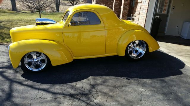 19410000 Willys coupe