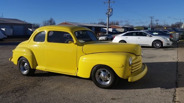 1946 Ford Business Coupe Deluxe