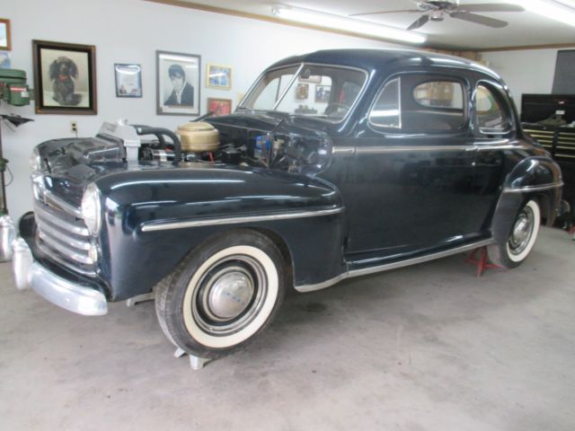 1947 Ford DELUXE COUPE