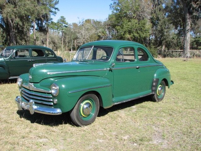 1948 Ford 2 DOOR COUPE