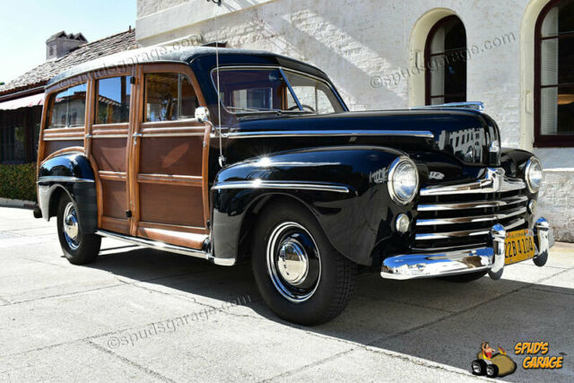 1948 Ford Woody Wagon Super Deluxe