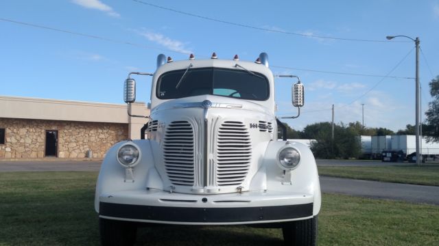 1948 Other Makes 1948 REO SPEEDWAGON CUSTOM TOW TRUCK