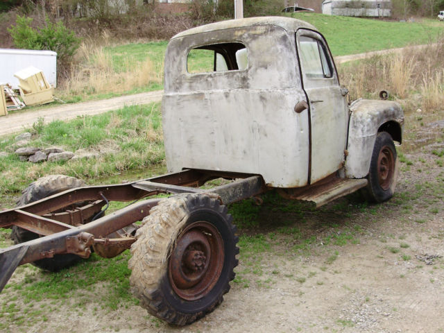 1949 Ford F1 Pickup (actually F3 Heavy Duty frame)