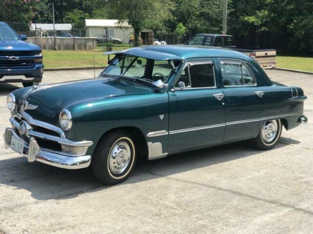 1950 Ford Deluxe Custom