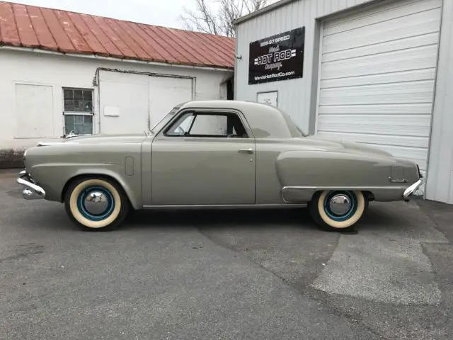 A Hera [1950]