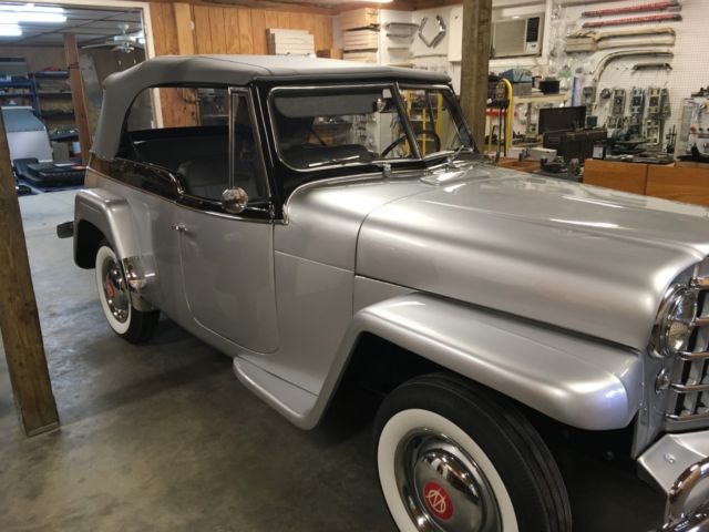 1950 Willys Deluxe Jeepster