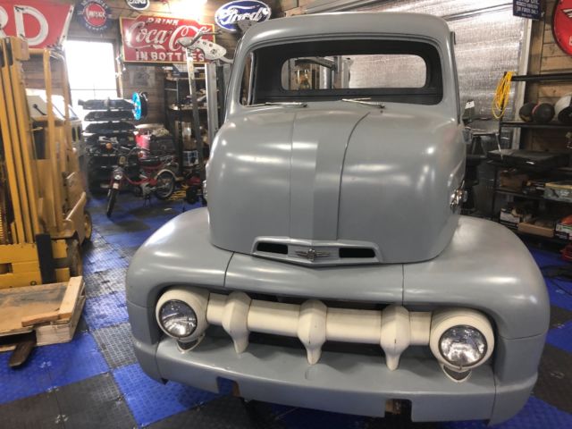 1952 Ford COE TRUCK