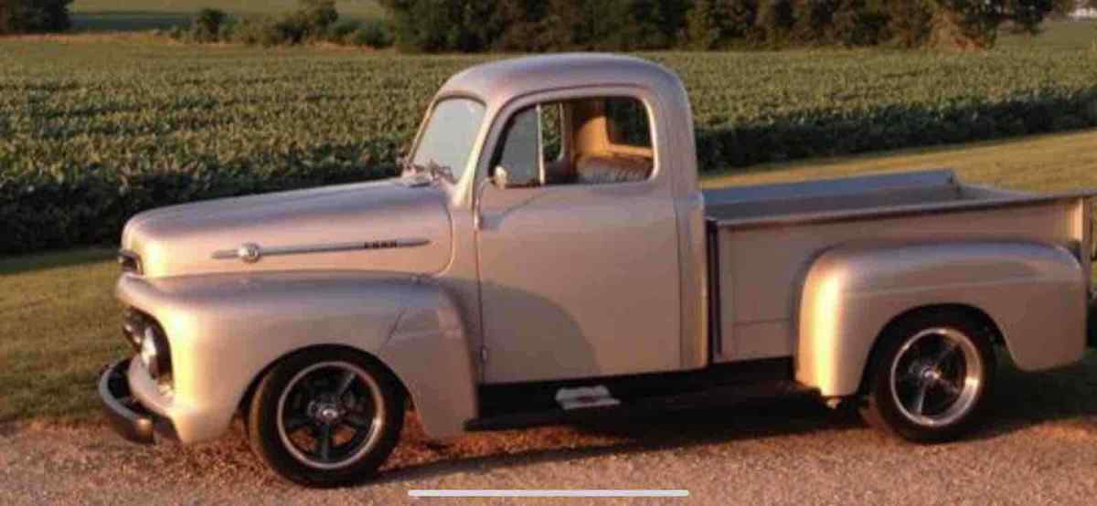 1952 Ford F1 short bed