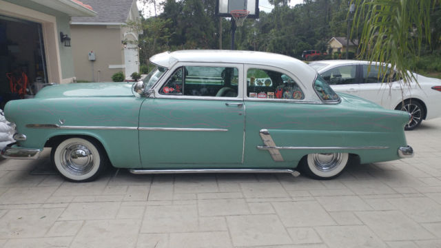 1953 Ford customline