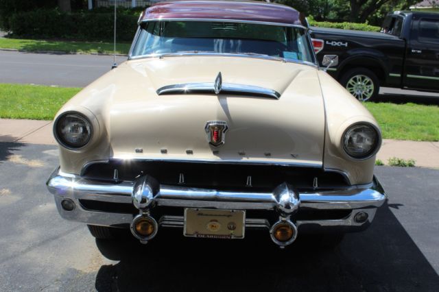 1953 Mercury Monterey --