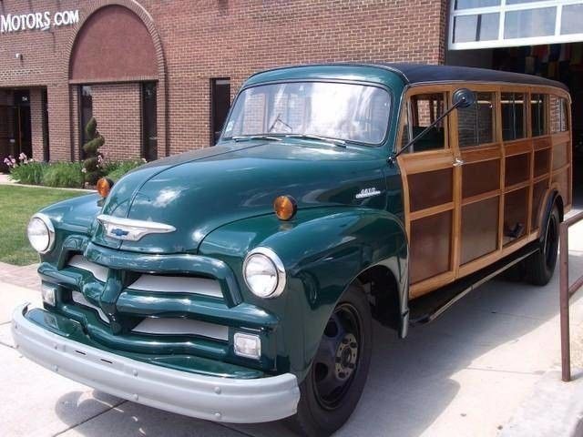 1954 Chevrolet 4400 WOODY ESTATE BUS