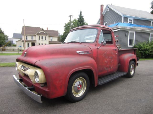 1954 Ford F-100 deluxe