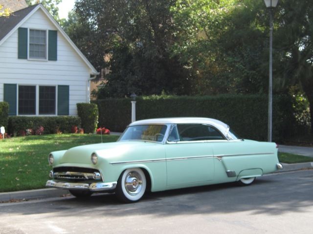 1954 Ford Crown Victoria