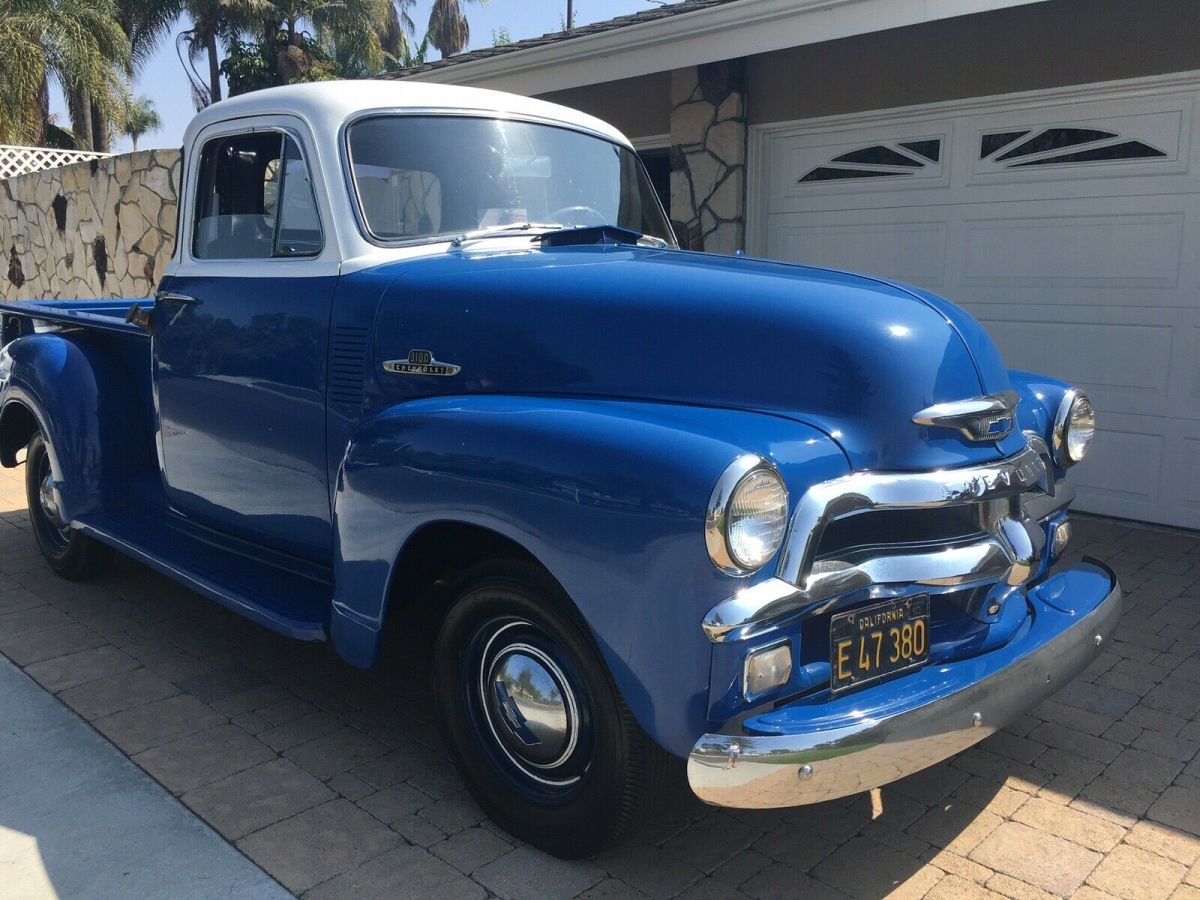 1955 Chevrolet 3100 Deluxe