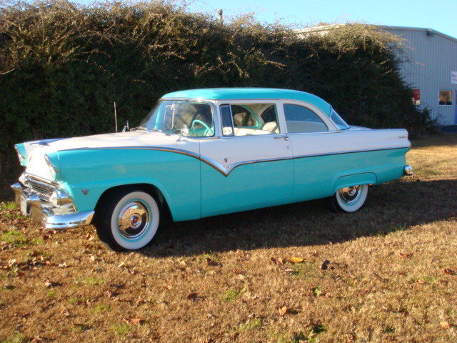 1955 Ford Fairlane TUDOR