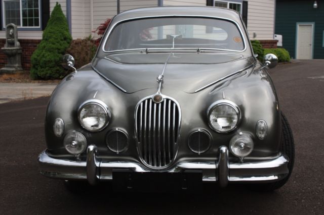 1956 Jaguar MKI 4 door