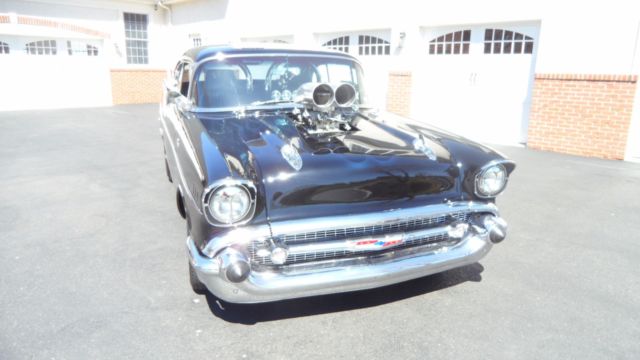 1957 Chevrolet Bel Air/150/210 Black with Blue Ghost Flames