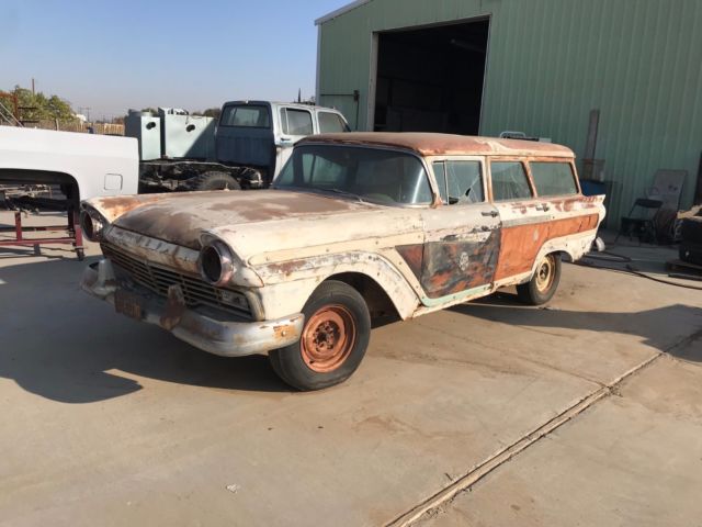 1957 Ford Ford Country Squire Station Wagon 312 Y Block