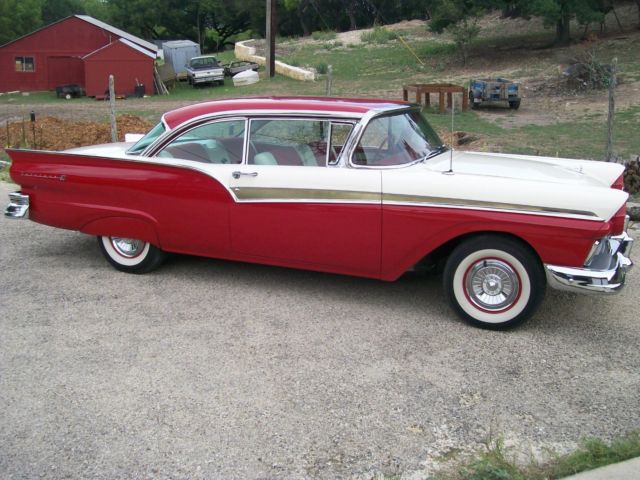 1957 Ford fairlane 500