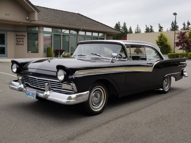 1957 Ford Fairlane 2 dr hard top