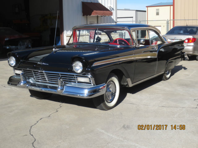 1957 Ford Fairlane Coupe; 2 Door