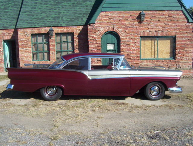 1957 Ford Fairlane custom