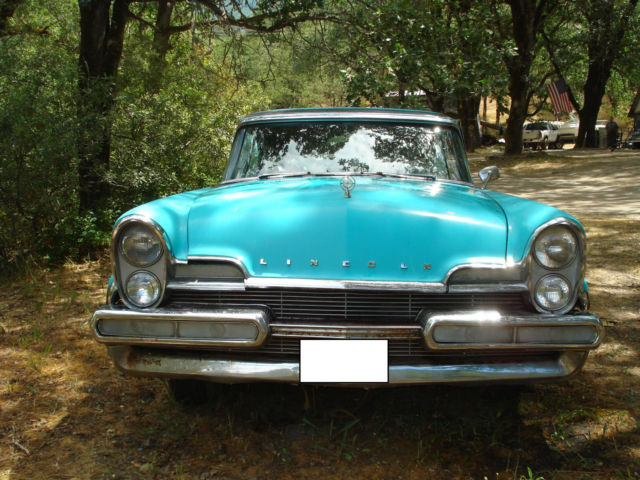 1957 Lincoln PREMIERE