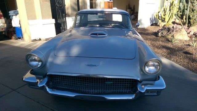 1957 Ford Thunderbird Coupe