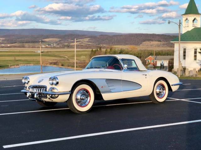 1958 Chevrolet Corvette White/Red*4spd*GreatCosmetics*L@@K