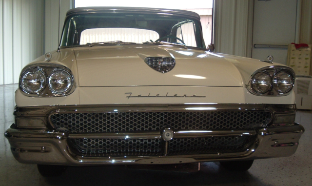 1958 Ford Fairlane Chrome, Original