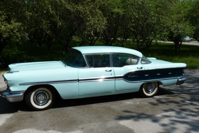 1958 Pontiac Chieftan