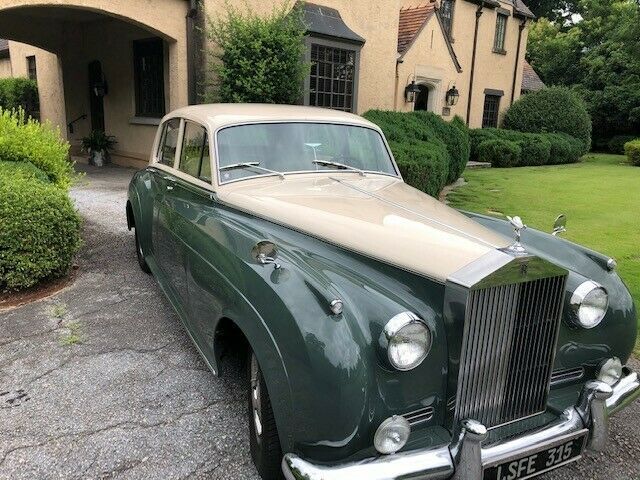 1958 Rolls-Royce Silver Cloud SERIES !-E Oyster Creme Leather