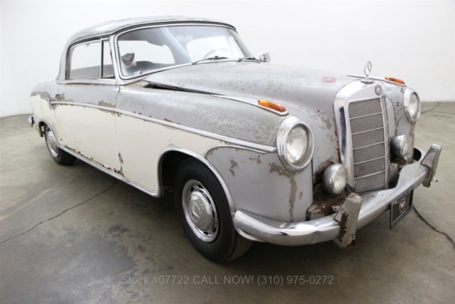 1958 Mercedes-Benz 220SE Sunroof Coupe