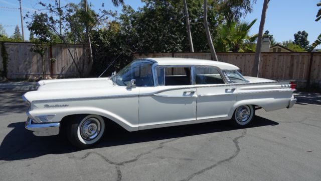 1959 Mercury Monterey Sedan