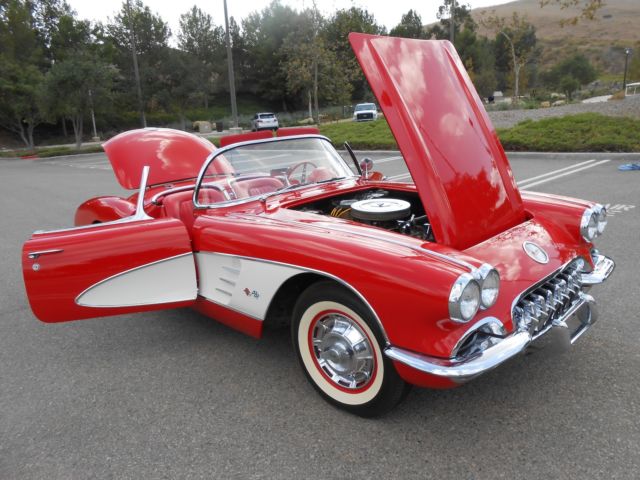 1960 Chevrolet Corvette Red White