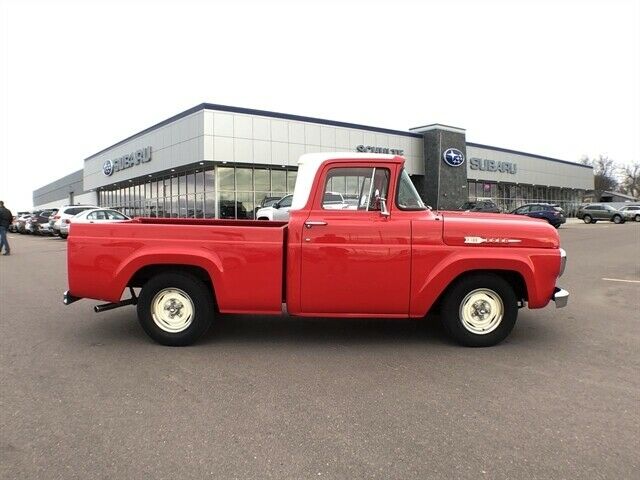 1960 Ford F-100 --