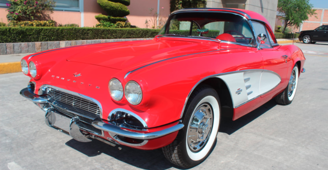 1961 Chevrolet Corvette Red