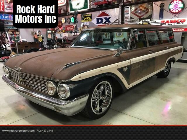 1962 Ford Country Squire Custom