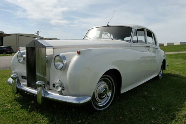 1962 Rolls-Royce Silver clouds 2 Sedan